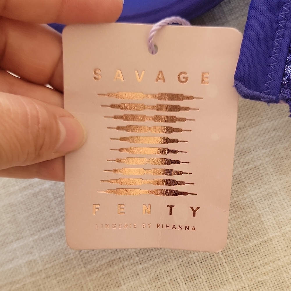 Savage X Fenty Deep Blue Lace Bra Size 40DDD - Picture 2 of 7
